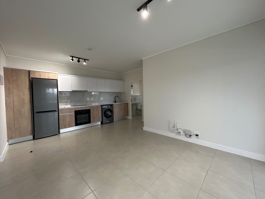 To Let 1 Bedroom Property for Rent in Richwood Western Cape
